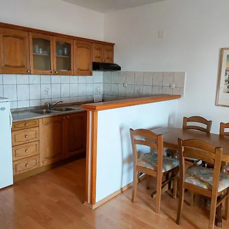 Apartament Ivan *