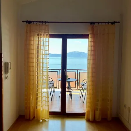 Ivan Apartman Gradac (Split-Dalmatia)